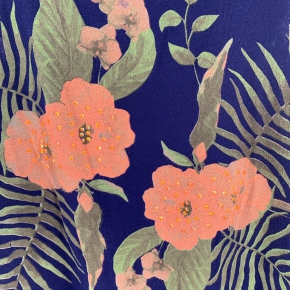 SJS Top. Size Small - Picture 3 of 5